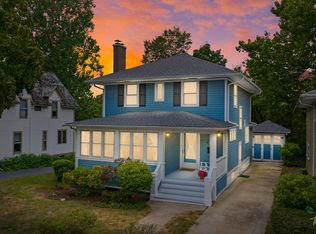 4812 Linscott Ave, Downers Grove, IL 60515