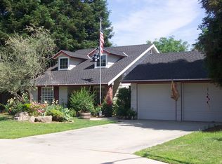 1034 E Everett Ave, Fresno, CA