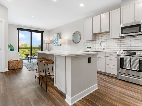 2020 Lorain Ave #561