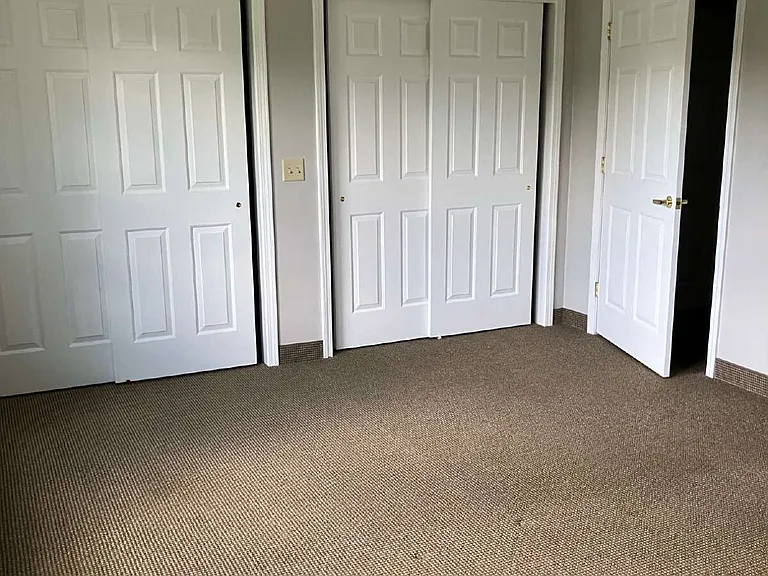 1027 Whitney Rd E #1 — Photo 14