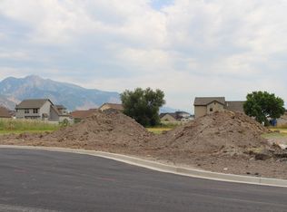 327 W 2425 N, Harrisville, UT 84414