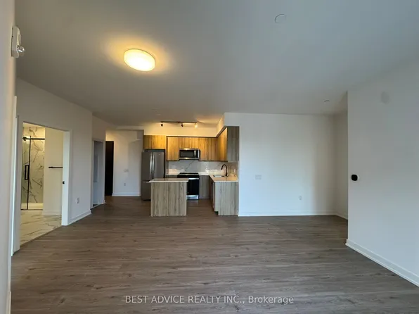 56 Lakeside Ter, Barrie, ON