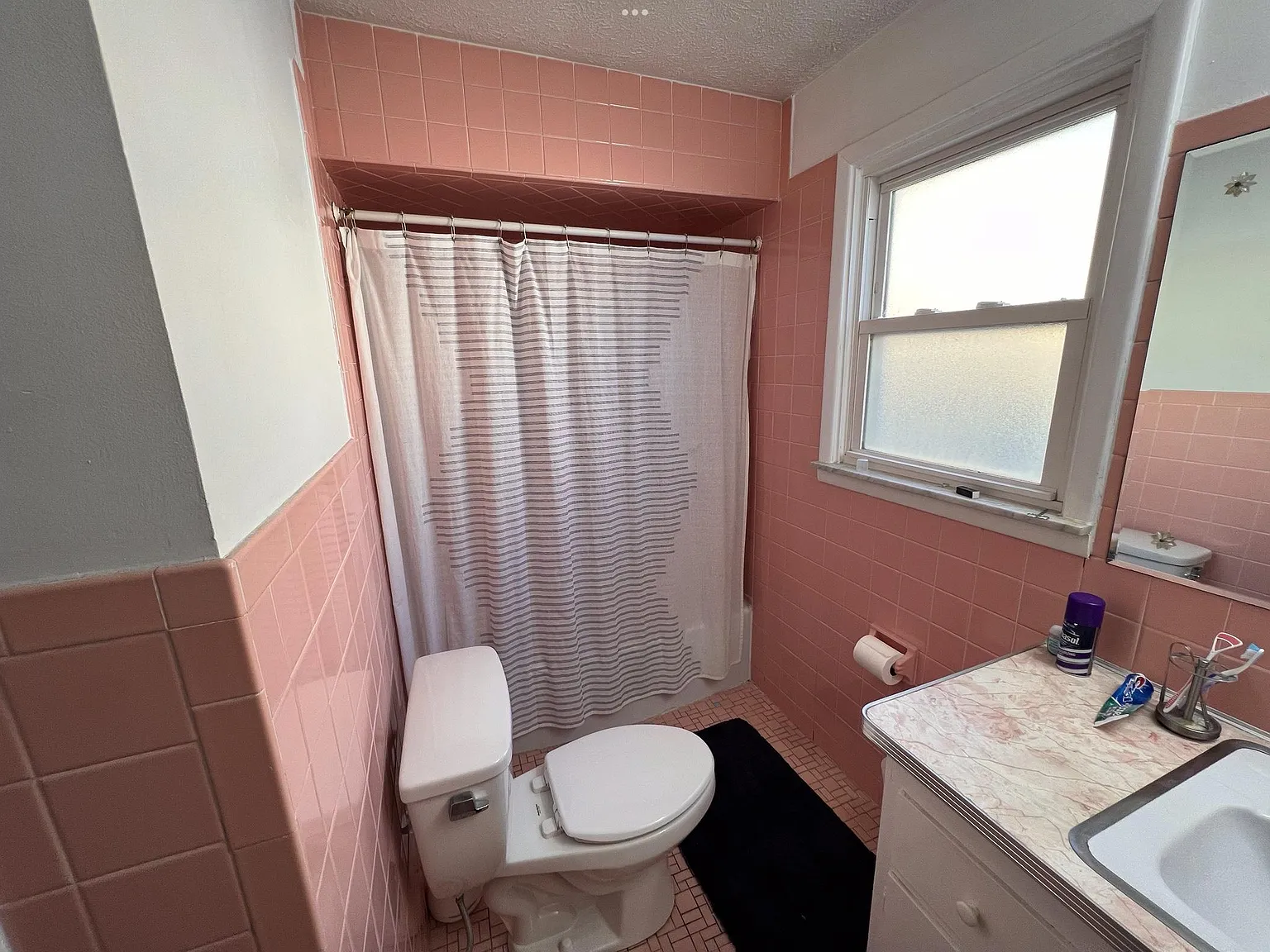 12305 Fairview Ct — Photo 3
