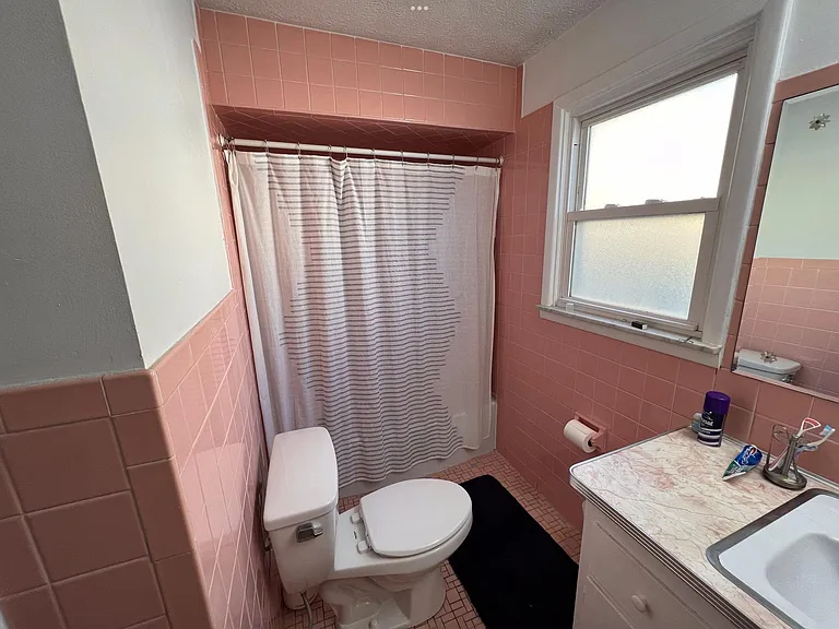 12305 Fairview Ct — Photo 3