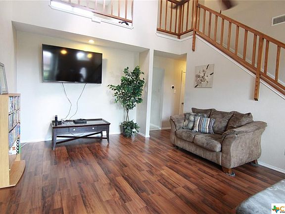 4th image of 131 Zarley Dr