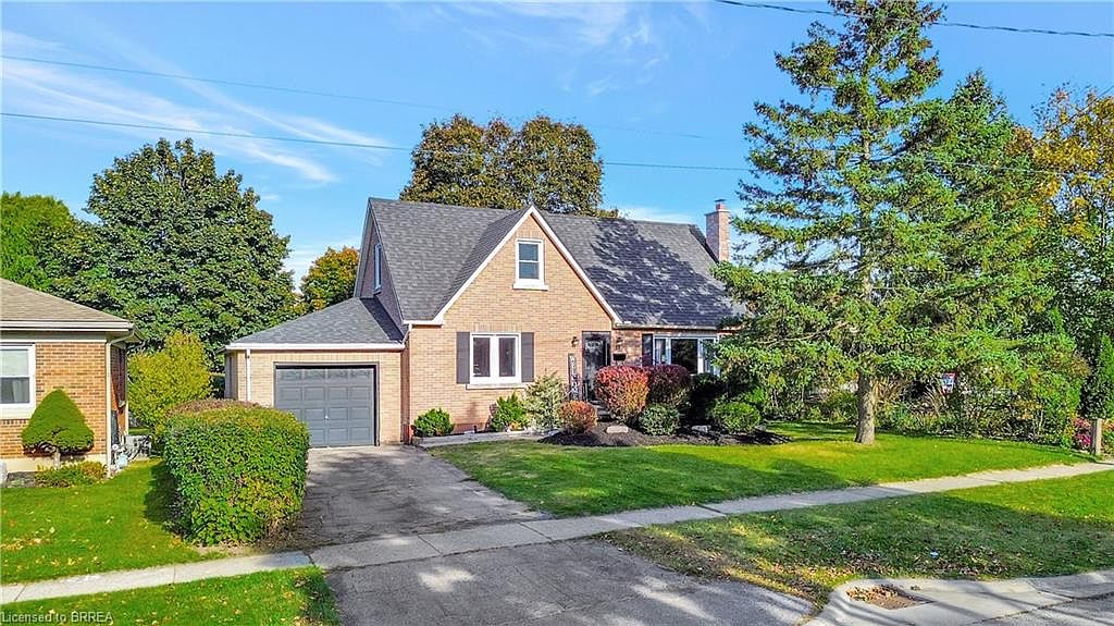 19 Hillier Cres, Brantford, ON N3R 1X3 MLS 40504105 Zillow