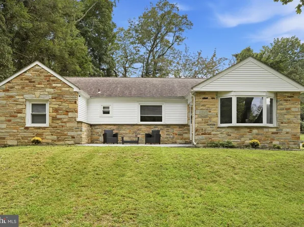 121 Trevose Rd, Trevose, PA 19053