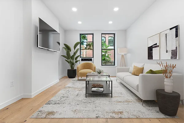 Rented by Freestone Property Group | media 13