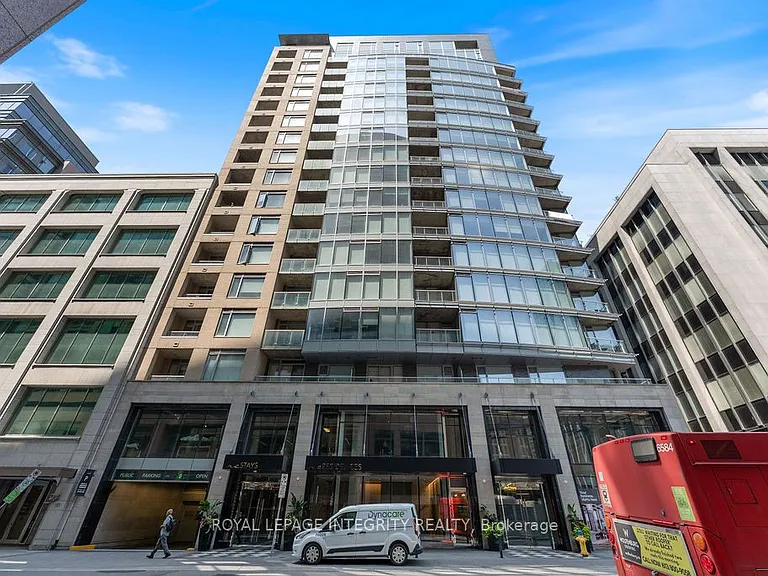 101 Queen St #802 — Photo 1