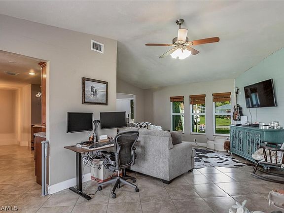 3rd image of 2418 Atlantic Cir