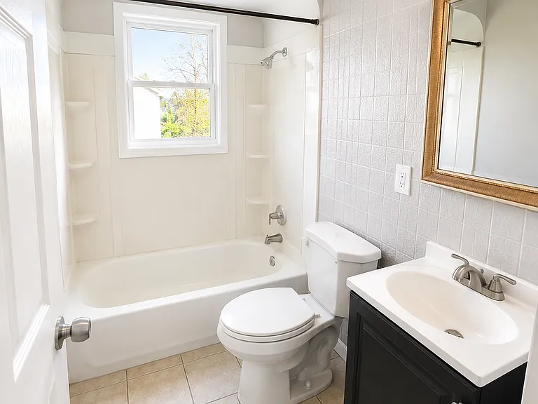 20581 Strasburg St — Photo 3