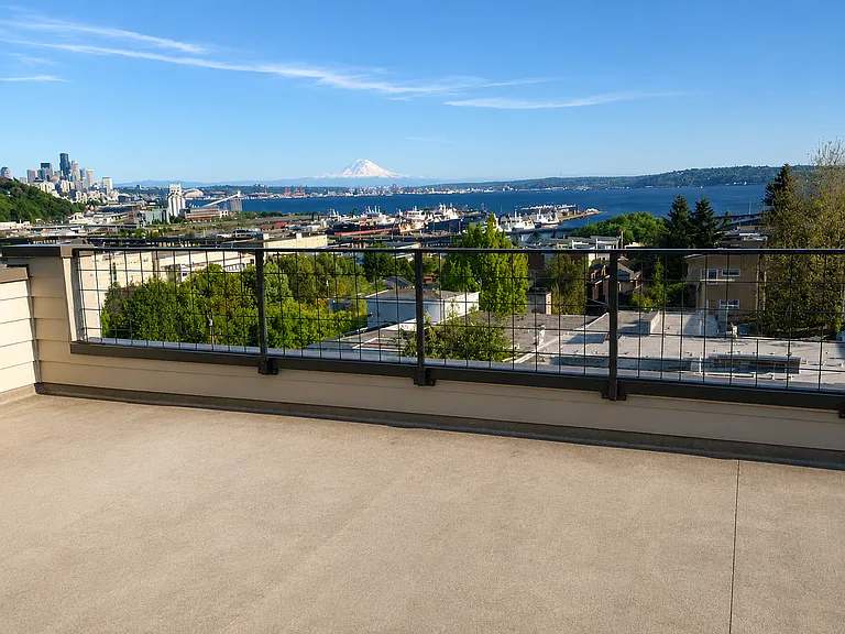 2200 Thorndyke Ave W #201 — Photo 13