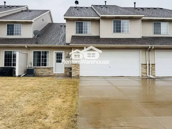 2232 Affirmed Dr, Shakopee, MN 55379