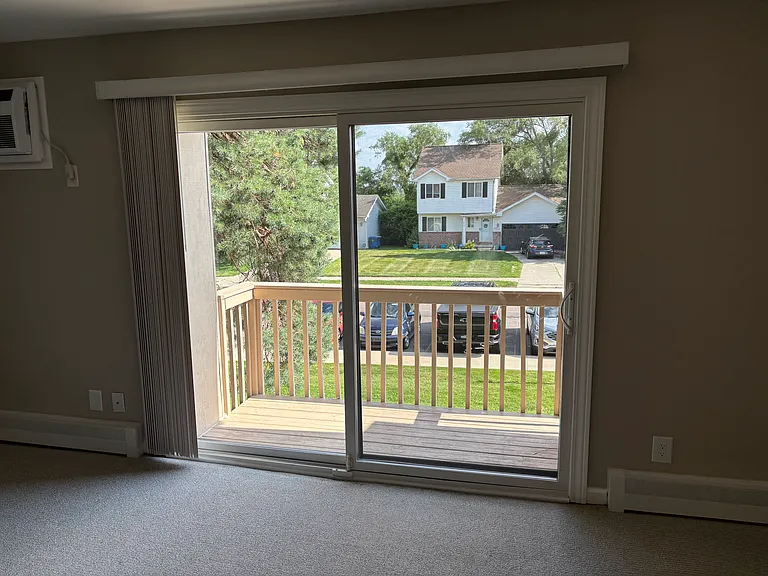 7050 Villa Dr #5 — Photo 4