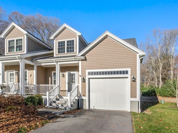 41 Reynolds Farm Way #41, Westwood, MA 02090