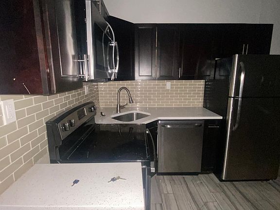 3rd image of 4100 Parkside Ave #B2