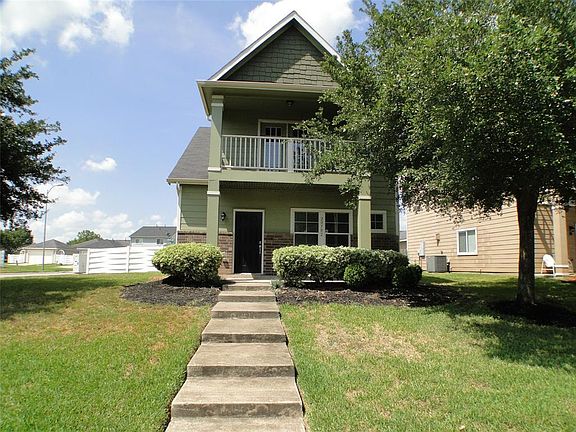 2nd image of 20702 Settlers Lake Cir N
