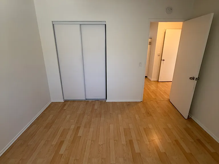 2741 Piedmont Ave #9 — Photo 12