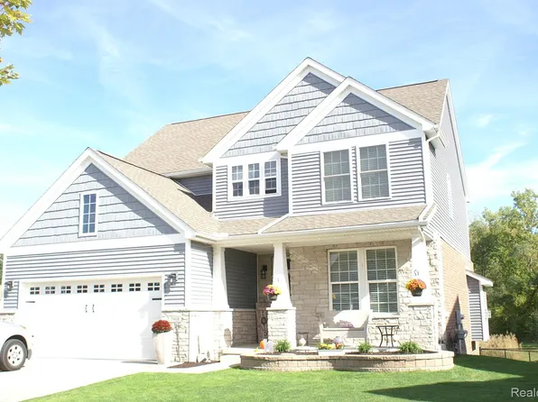 7908 Everett Dr, Westland, MI 48185