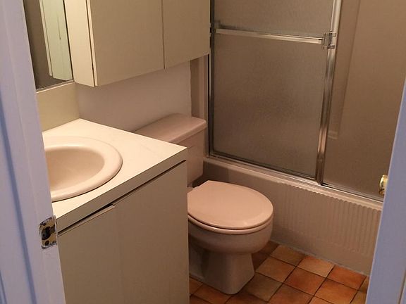 3rd image of 42 Sintsink Dr E APT 12
