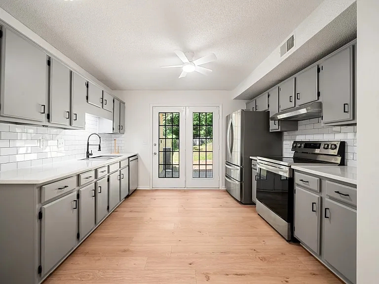 173 Willow Stream Ct — Photo 4