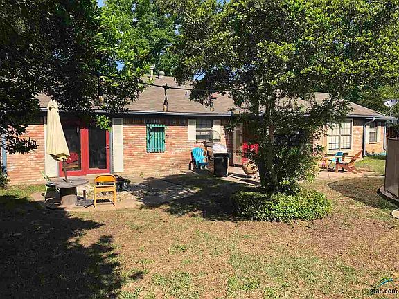5th image of 1524 Royal Ln