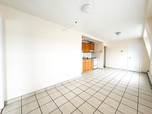 Rented by Pear NYC LLC | media 23