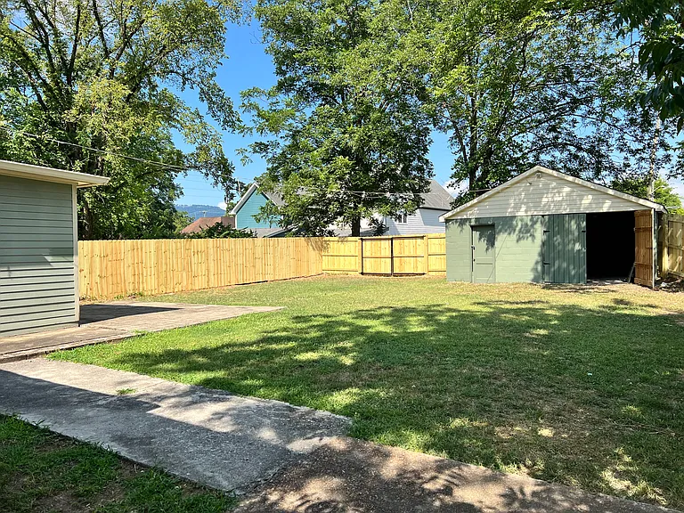 1001 S Highland Park Ave — Photo 58