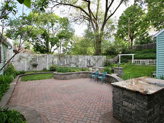 5th image of 2526 S Cecelia St