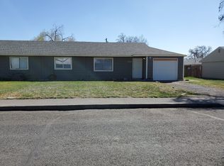 1230 Arlington Dr, Moses Lake, WA 98837
