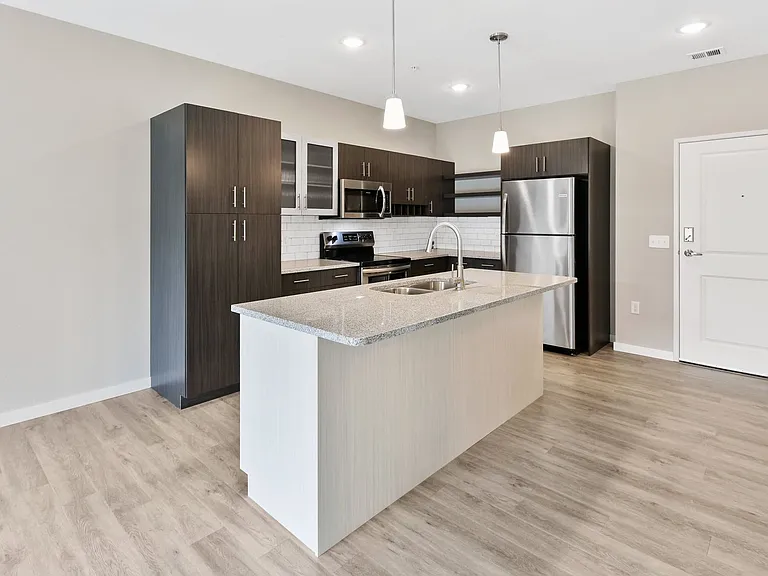 Encore Park Apartments — Photo 11