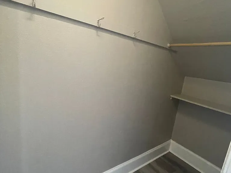 1211 Otter Ave — Photo 9