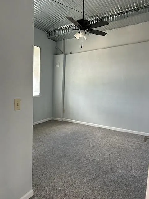 2 bed, 800 sqft, $1,400 — Photo 2