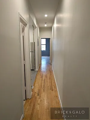 Rented by BRICK & GALO REALTY CORP | media 29