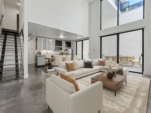 1737 Chalmers St #105E, San Diego, CA 92103