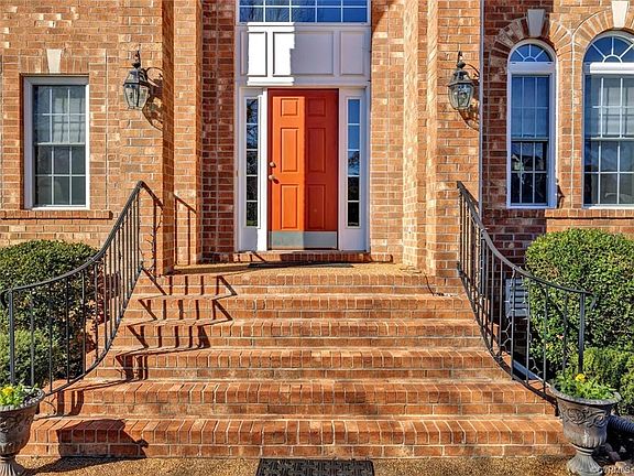 2nd image of 6004 Carrington Green Pl