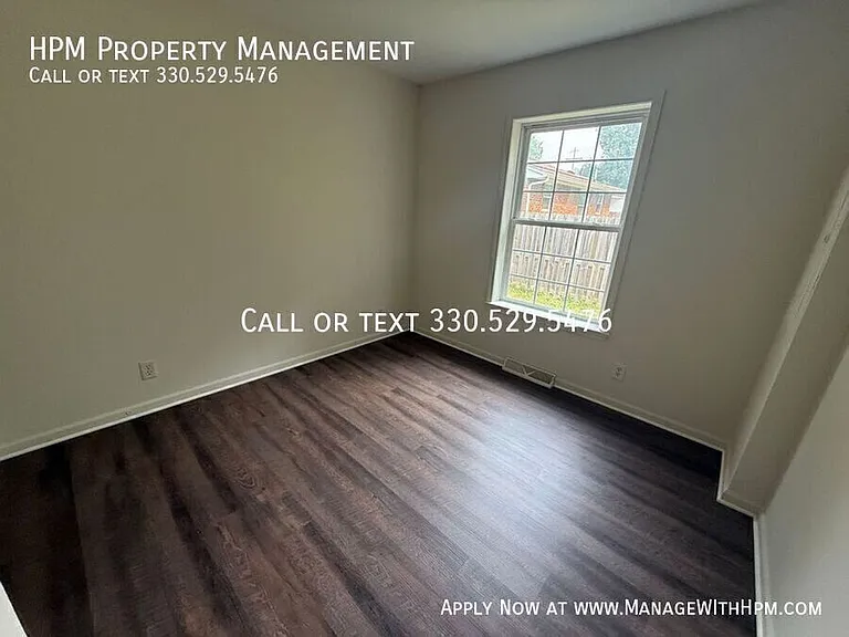 228 Bernower Ave SW #230 — Photo 2