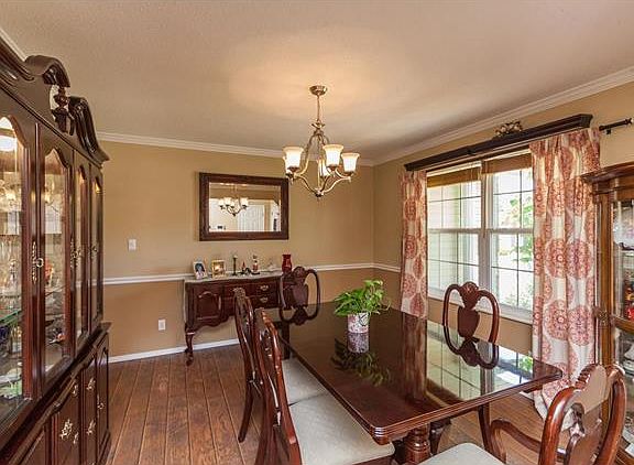 5th image of 408 Wiegerstown Dr