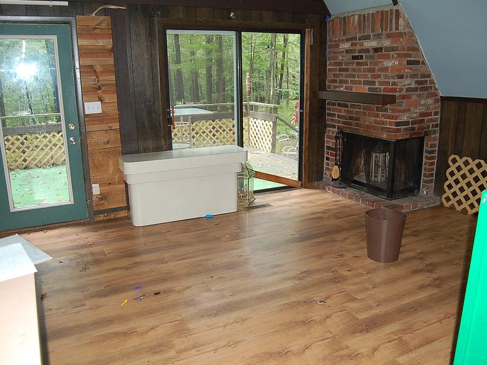 2nd image of 1631 Fort De France Rd