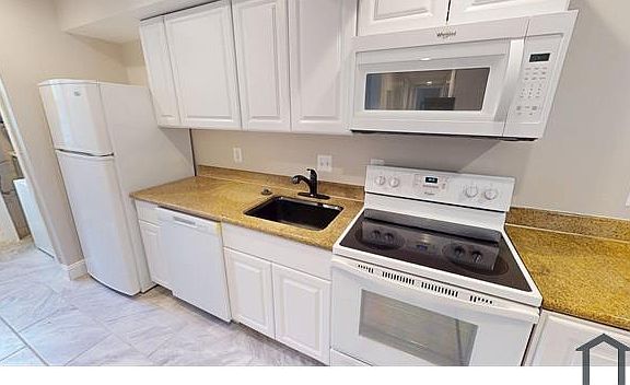 2nd image of 2309 Green St SE APT 301