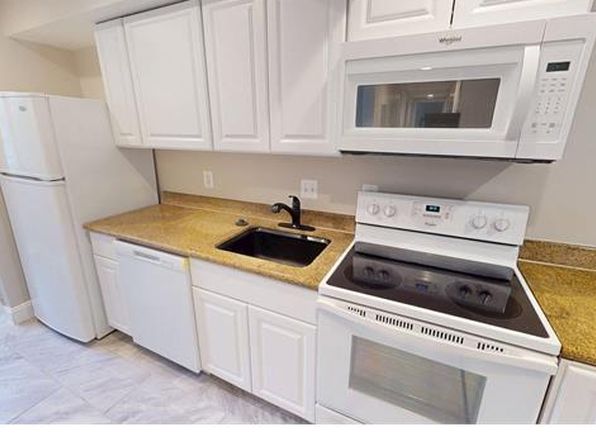 2309 Green St SE APT 301