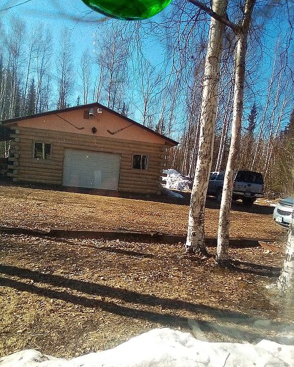 1st image of 724 Estella St