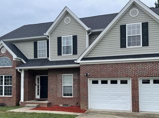 6950 Harvest Run Dr, Harrison, TN 37341