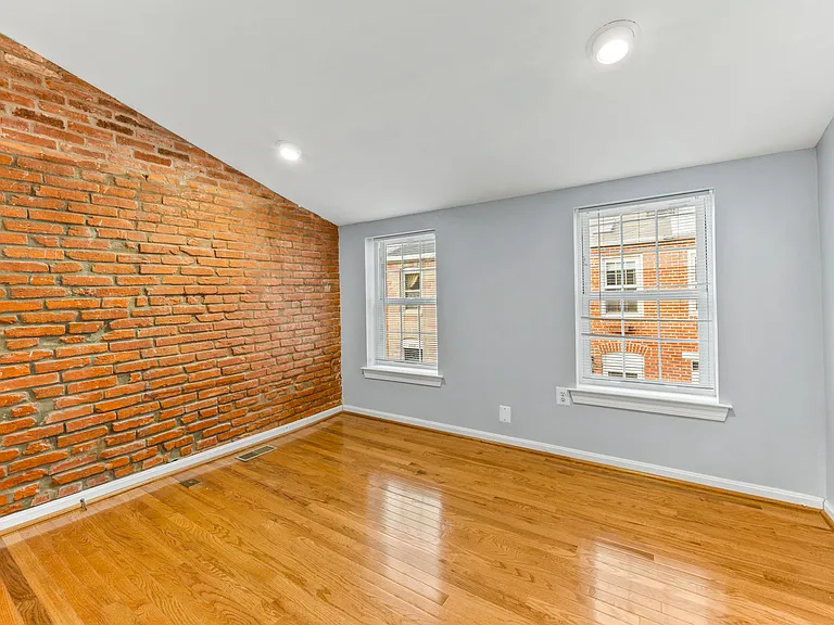 2023 Portugal St — Photo 12