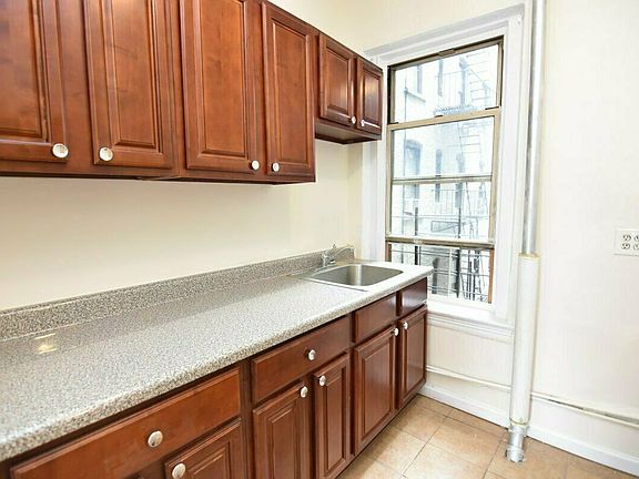 2nd image of 133 W 145th St APT 22