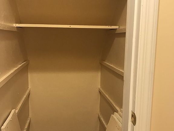 5th image of 10417 Avenue K #1