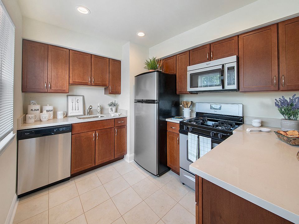 Chatham Hill 25 Hickory Pl Chatham NJ Zillow