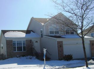 679 Hillcrest Dr, Bolingbrook, IL 60440
