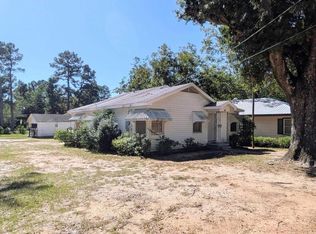 731 Davies St, Camden, AR 71701