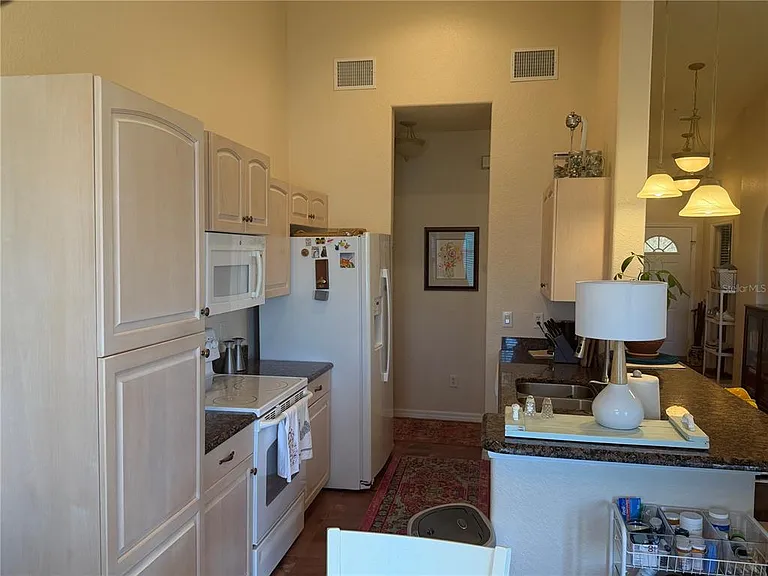 600 Gardens Edge Dr #633 — Photo 16